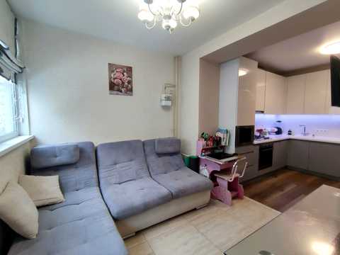 квартира за адресою Боголюбова вул., 10
