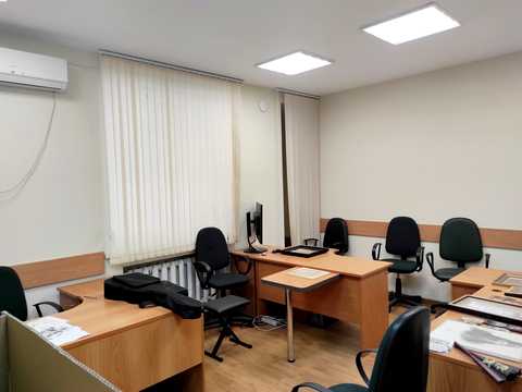 комерційна за адресою Леонтовича вул. (Бєлінського), 4