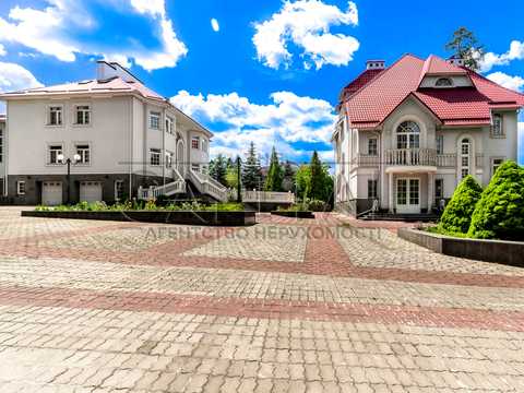 коммерческая по адресу Патріарха Володимира Романюка ул. (Жовтнева), 2Б