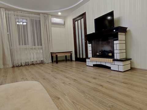 квартира по адресу Михаила Лушпы просп. (Космонавтів), 5