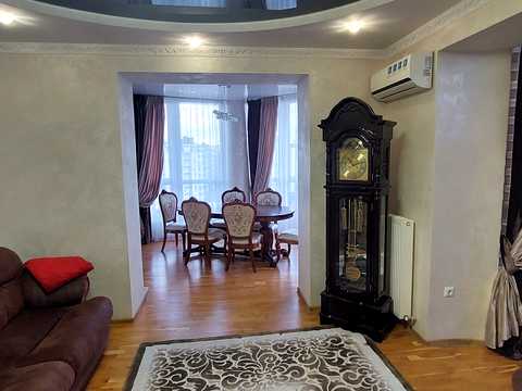 квартира за адресою Слобідська вул., 5