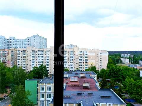 квартира за адресою Академіка Єфремова вул. (Командарма Уборевича), 21