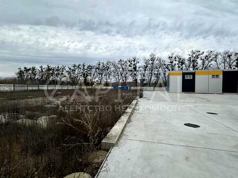 комерційна за адресою Соборна вул., 305