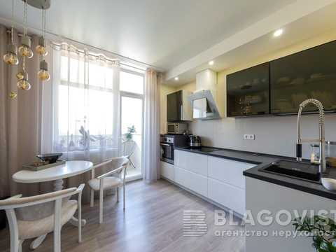 квартира за адресою Сім'ї Кульженків вул. (Петра Дегтяренка), 31-А