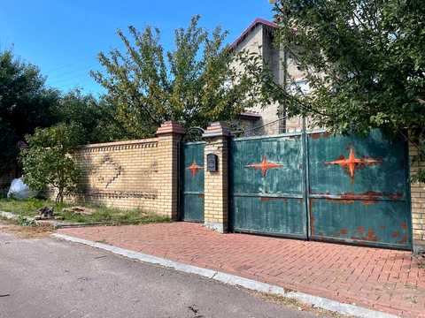 будинок за адресою польова