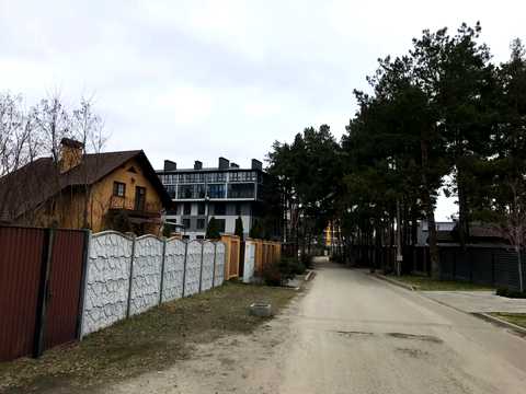 комерційна за адресою Київ, Радистів вул., 18