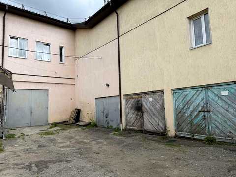 комерційна за адресою Залізнична вул., 16