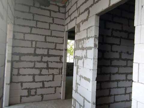 будинок за адресою Євгена Чикаленка вул.