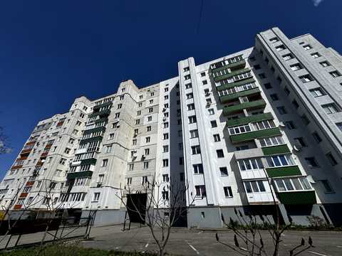 квартира за адресою Зарічанська вул., 52