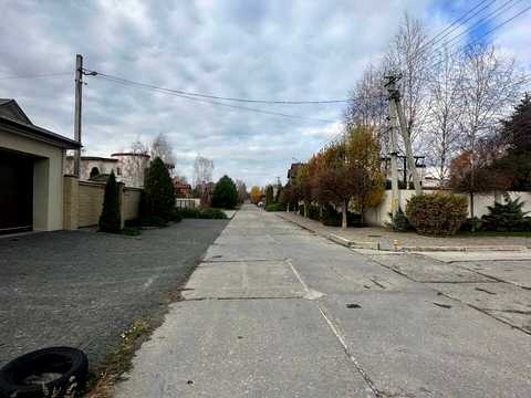участок по адресу Сиренева, 16