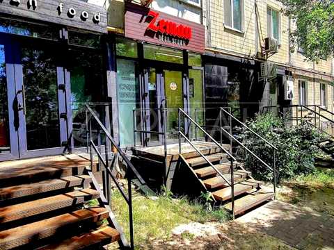 комерційна за адресою Звіринецька вул., 61