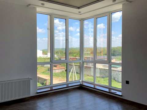 квартира по адресу Романа Вірастюка, 1