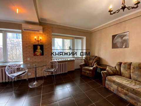 квартира по адресу Бусловская ул., 20