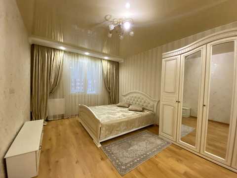 квартира за адресою Зарічанська вул., 11
