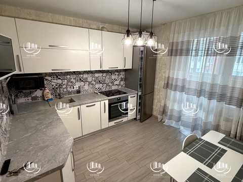 квартира за адресою Драгоманова вул., 8