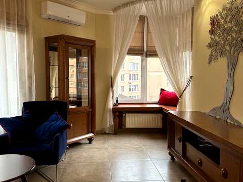 квартира за адресою Миру вул., 40