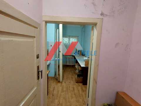 коммерческая по адресу Леся Курбаса просп., 18-Г