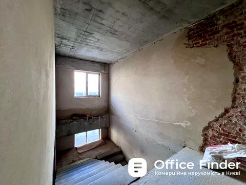 коммерческая по адресу Павла Тычины просп., 18-Б