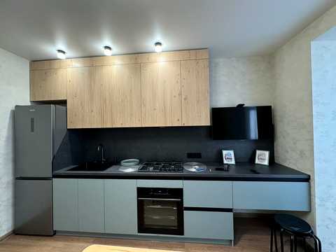квартира за адресою Співдружності вул., 7
