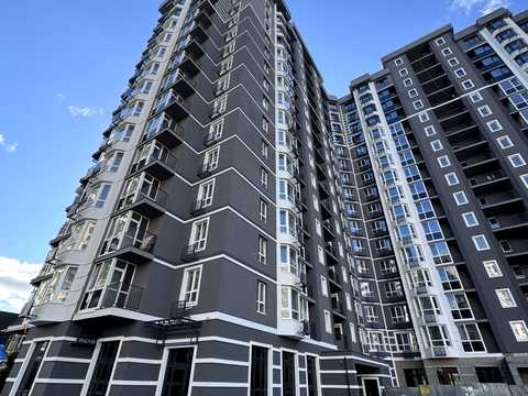 квартира за адресою Леоніда Бірюкова бульв., 2-А