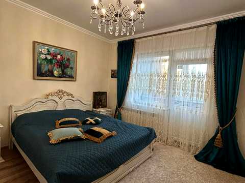 квартира за адресою Августина Волошина вул., 3-А