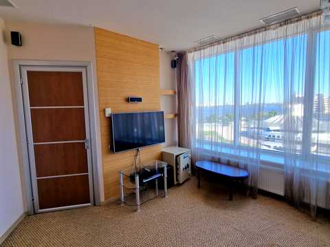 квартира по адресу Королеви Єлизавети ІІ ул. (Глинки), 2