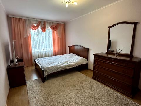 квартира за адресою Віктора Баталіна вул. (Мічуріна), 2