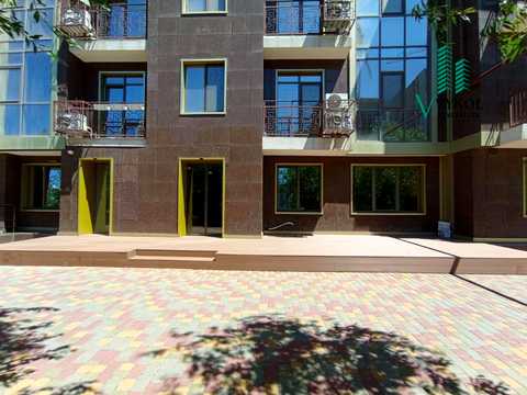 комерційна за адресою Французький бульв., 60б