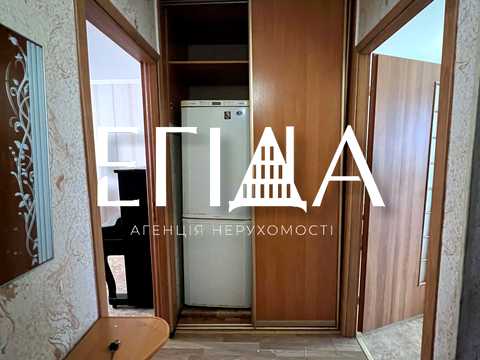 квартира за адресою Яновського вул., 98