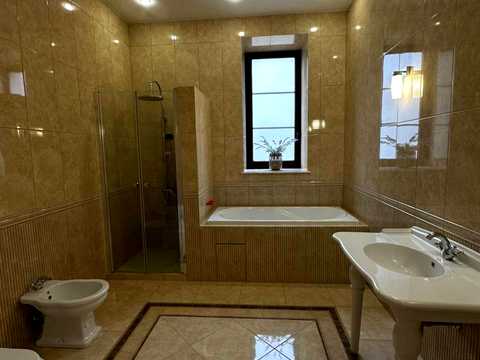 дом по адресу Зої Космодем'янської, 1/12