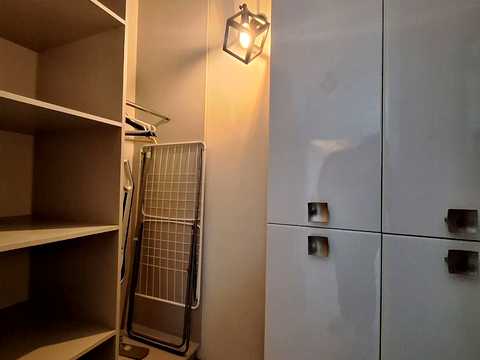 квартира по адресу Ревуцкого ул., 40-В