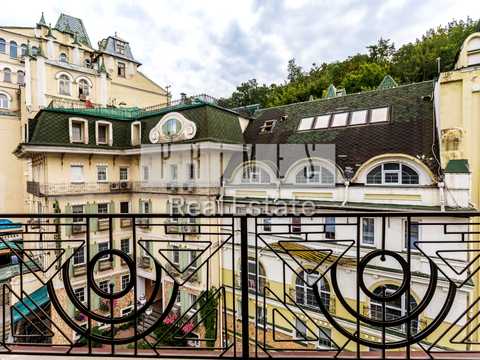 комерційна за адресою Воздвиженська вул., 51