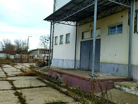 коммерческая по адресу Єнакіївська ул., 12