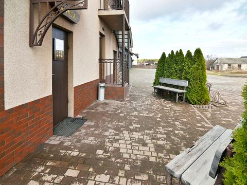 комерційна за адресою Сарни, Вишнева, 58А