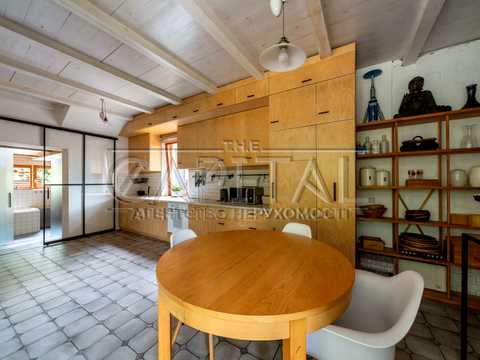 будинок за адресою 126-та Садова вул., 19