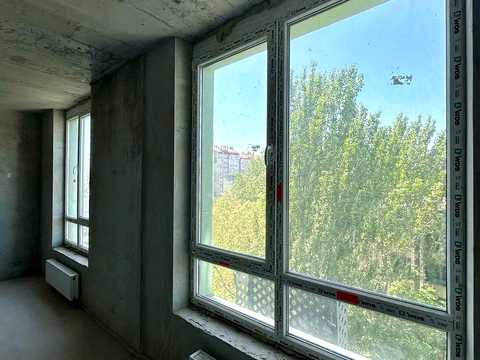 квартира за адресою Космічна вул., 5