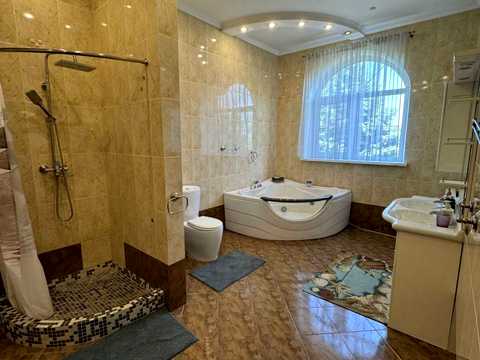 дом по адресу затишна, 5