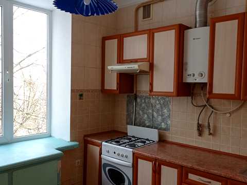 квартира за адресою Директорії вул., 4