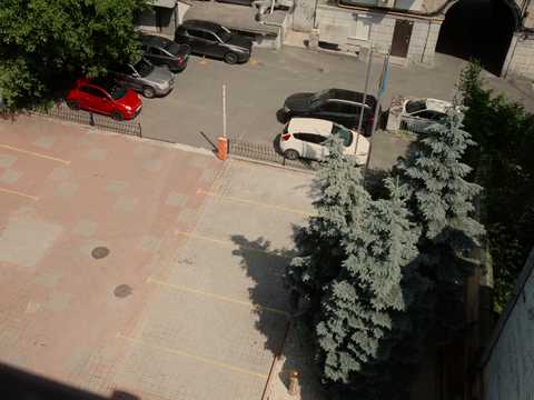 комерційна за адресою Еспланадна вул., 32-В