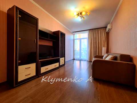 квартира за адресою Регенераторна вул., 4