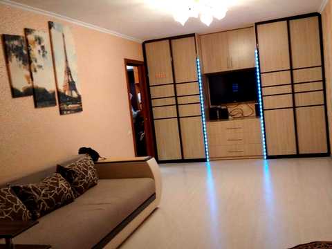 квартира за адресою Ґарета Джонса вул. (Сім'ї Хохлових), 1