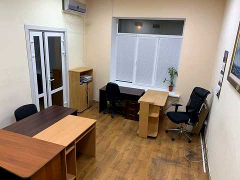 комерційна за адресою Олександра Поля просп. (Кірова), 21