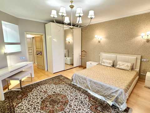 квартира за адресою Кропивницького вул., 8