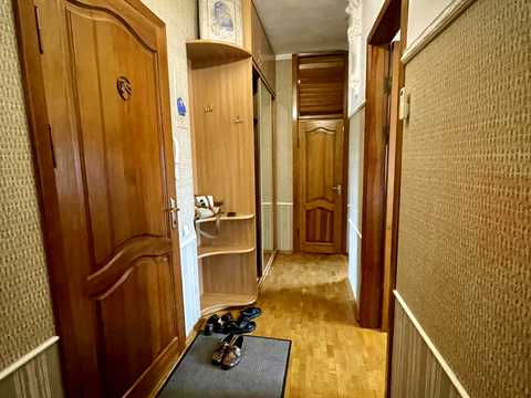 квартира за адресою Леоніда Каденюка просп. (Юрія Гагаріна), 10/2
