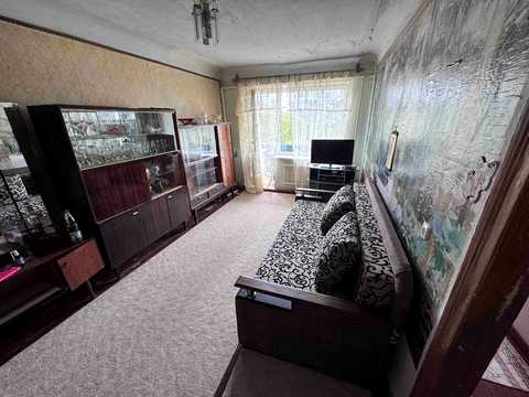 квартира за адресою Конституції, 48