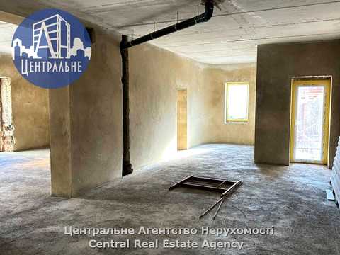 комерційна за адресою Чернівці, Сергія Скальда вул. (Комарова), 31-В