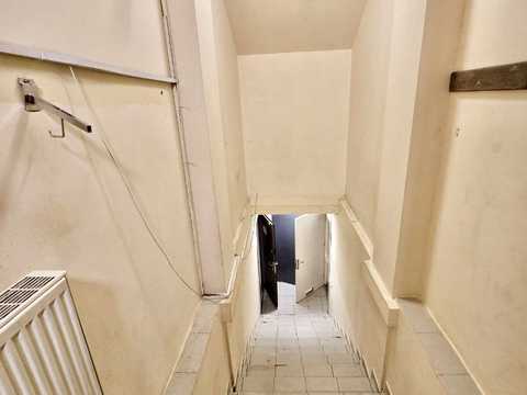 комерційна за адресою Велика Арнаутська вул., 61