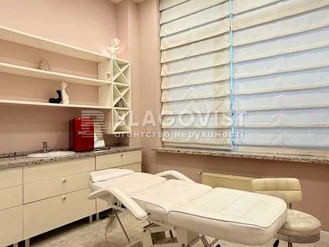 комерційна за адресою Юрія Шумського вул., 1-А