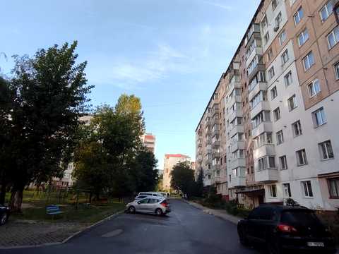 квартира за адресою Злуки просп., 55