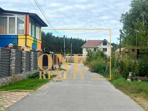 дом по адресу Яблунева, 8